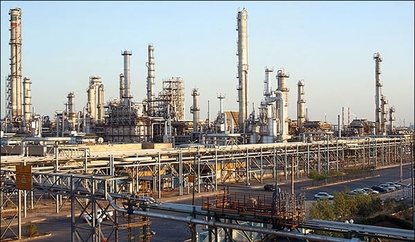 Iran Wirtschaft: Petrochemie